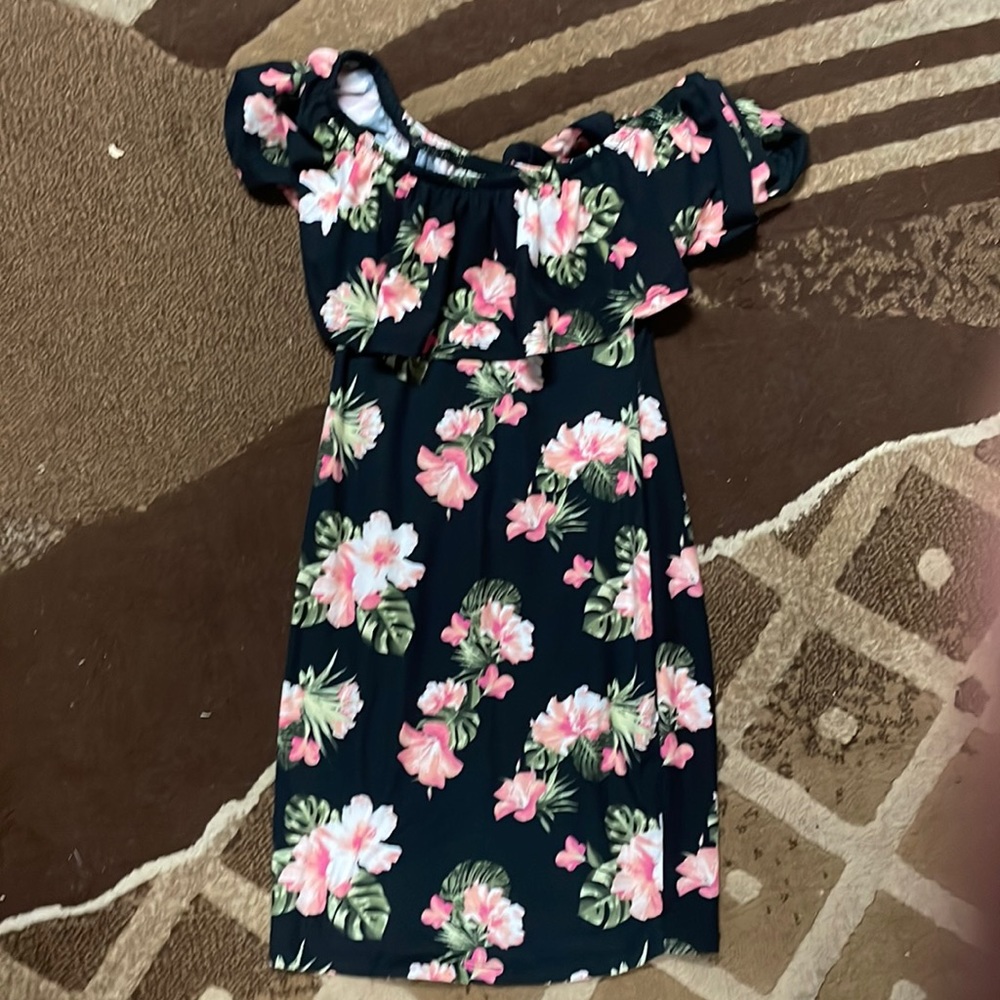 Flowery junior dress